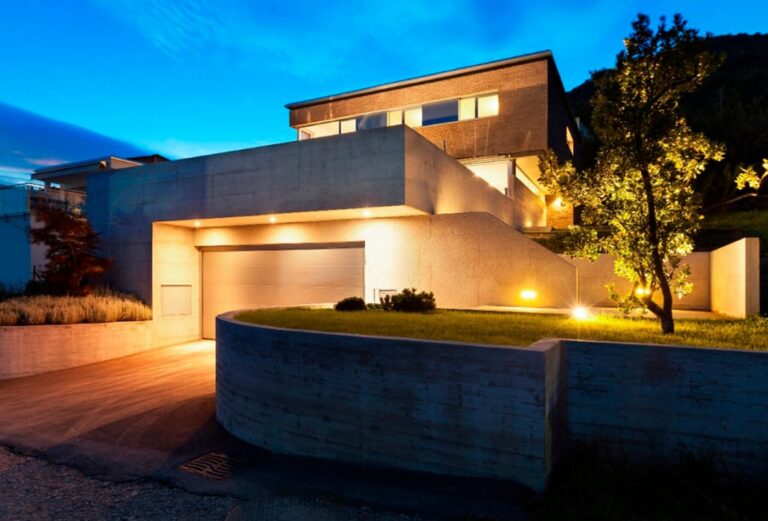Common Exterior Lighting Mistakes: A Comprehensive Editorial